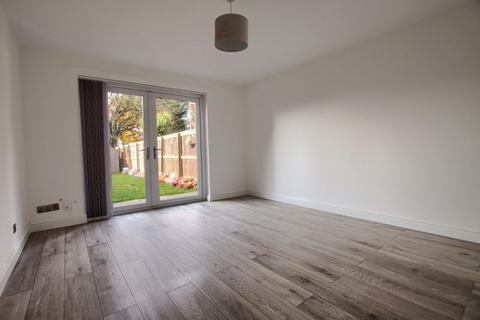 2 bedroom semi-detached house to rent, Lincoln Court, Darlington