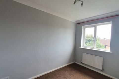 10 Birdwood Close, Abbeymead, Gloucester, GL4 5UF