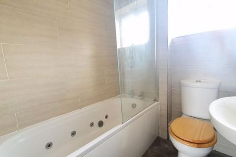 10 Birdwood Close, Abbeymead, Gloucester, GL4 5UF