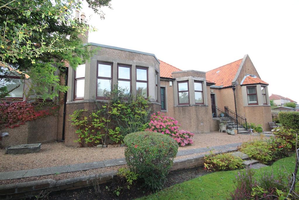 Main Avenue, East Wemyss, Kirkcaldy, KY1 4 bed detached house £149,995