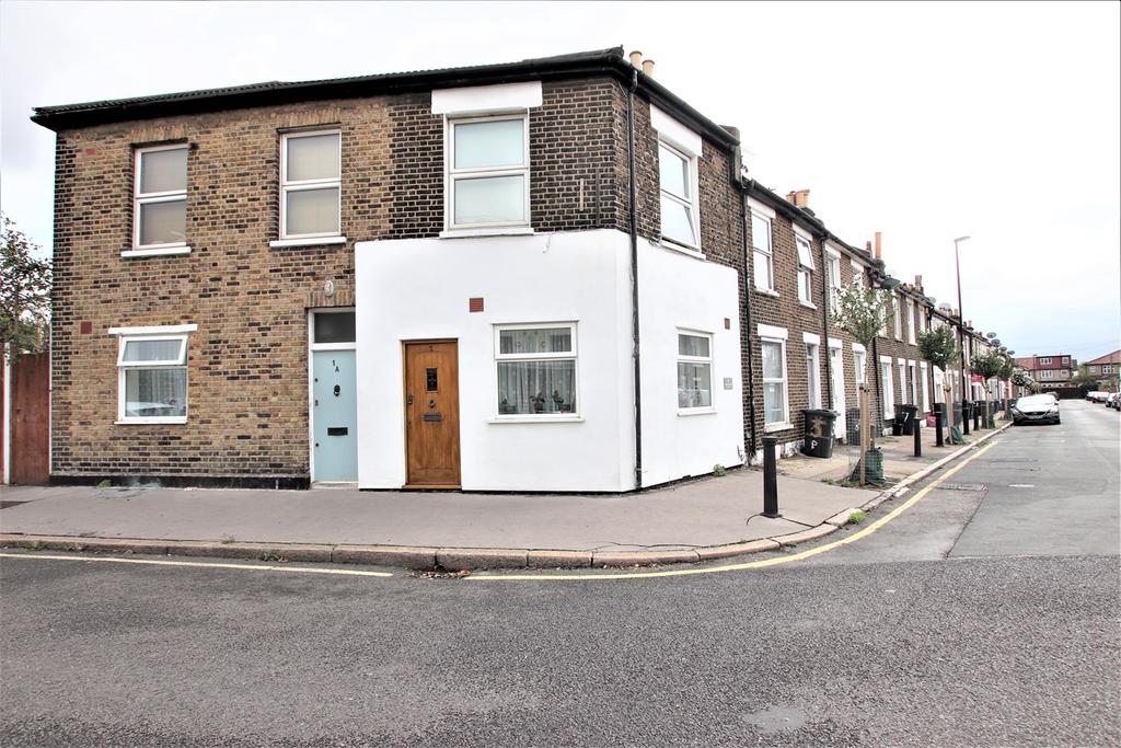 Percy Road, London, SE25 1 bed flat £1,250 pcm (£288 pw)