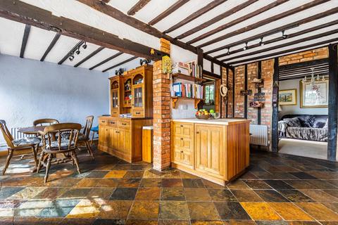 Laurel Farm House Totteridge Green, London, N20 8PH