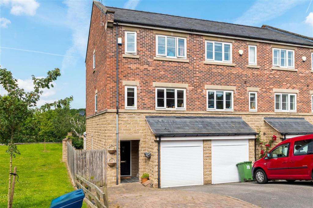 Horsforde View, Newlay 4 bed end of terrace house £375,000