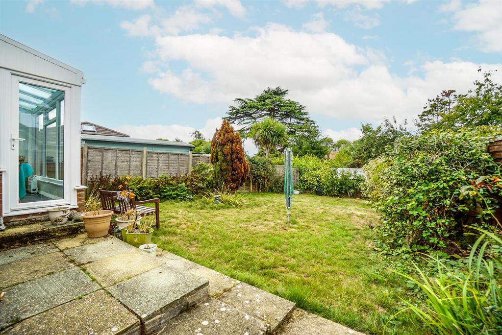 Park View, Hastings 2 bed detached bungalow £350,000