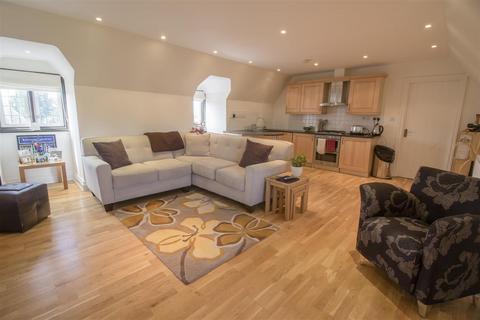 2 bedroom apartment for sale, Hatch Lane, Windsor