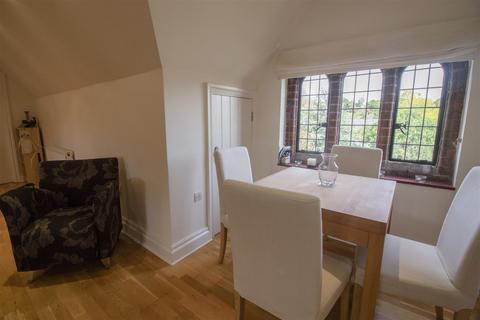 2 bedroom apartment for sale, Hatch Lane, Windsor