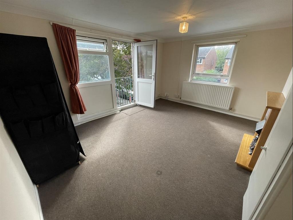 Hills Lane Drive, Madeley, Telford 2 bed flat for sale £75,000