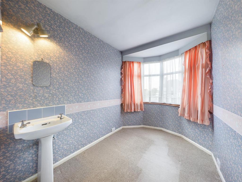Bedroom:
