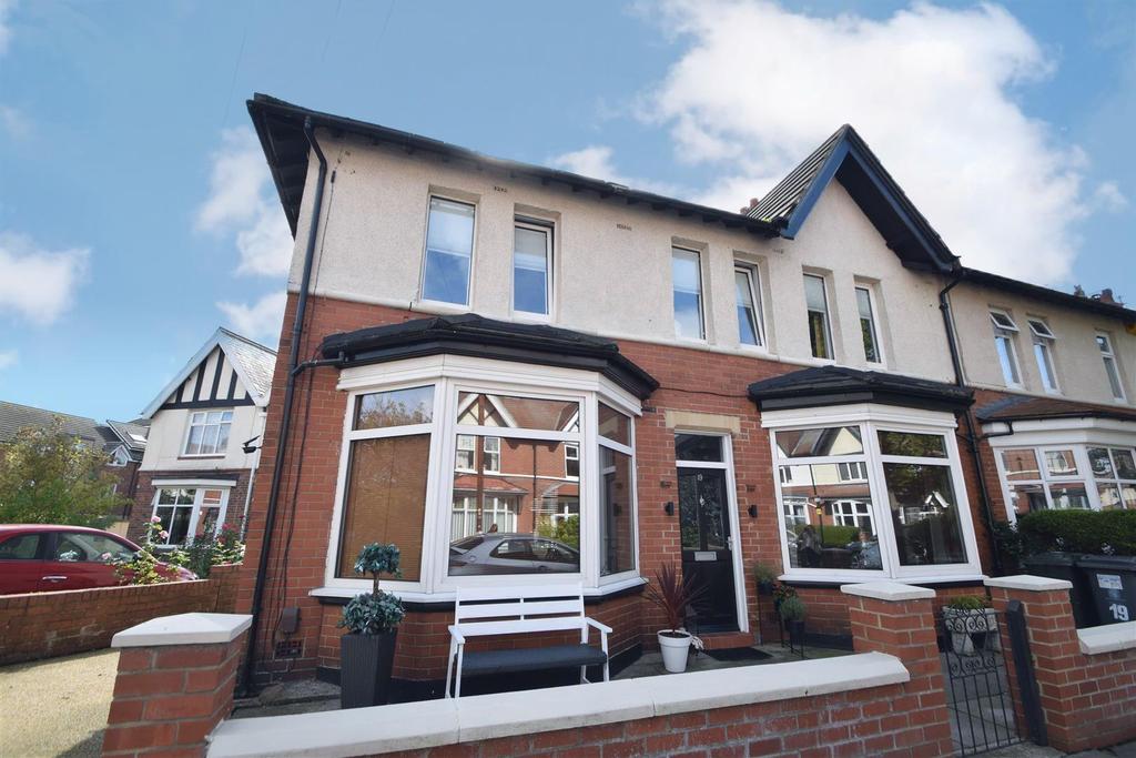 Grosvenor Drive, Whitley Bay 4 bed semidetached house £375,000