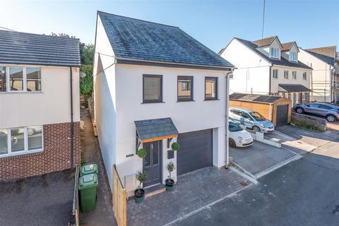 Helvellyn Glen Road, Wadebridge, PL27 7PD