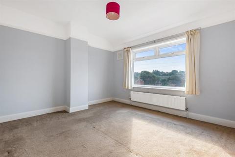 20 Bowood Crescent, Leeds, LS7 2PY