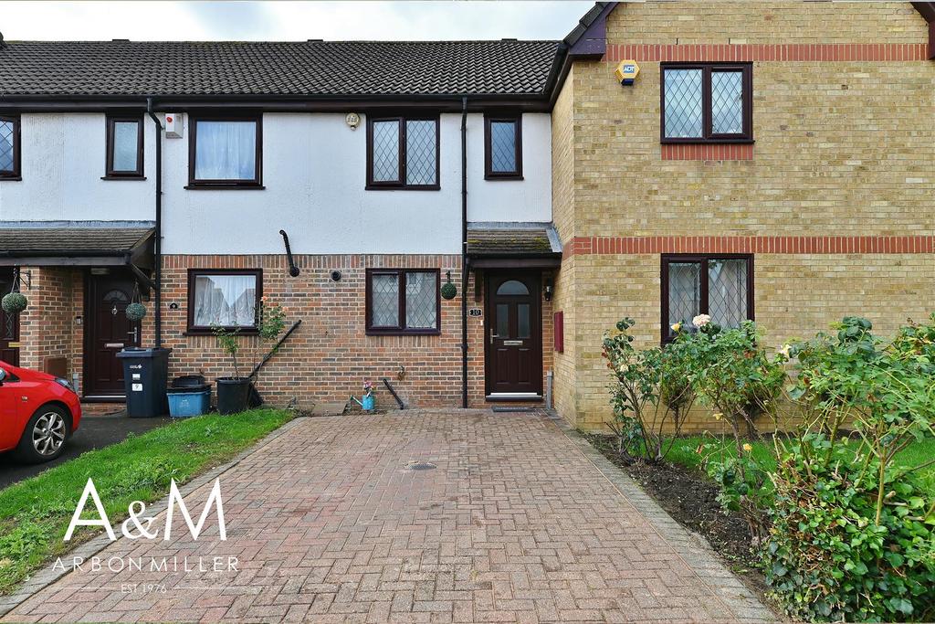 Oakhurst Close, Barkingside 2 bed house £450,000