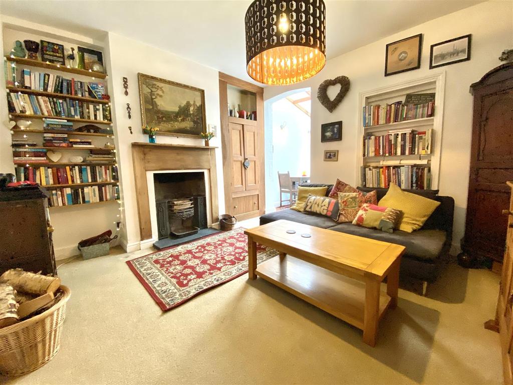 Upper Road, Shrewsbury 2 bed terraced house £230,000