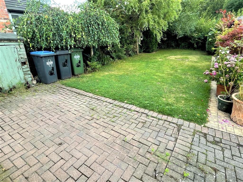 Outside/garden