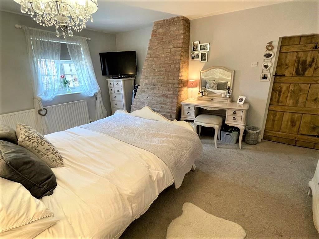 BEDROOM 1 B.jpeg