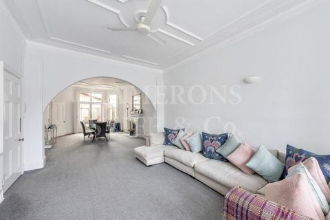 87 Dartmouth Road, London, NW2 4ER