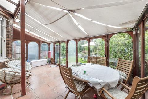 87 Dartmouth Road, London, NW2 4ER