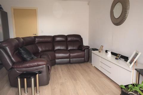 2 bedroom apartment for sale - Waverley Street, Oldham
