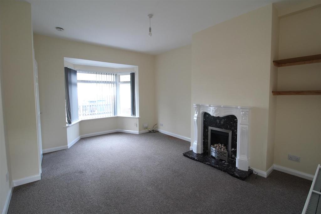 Willerby Road, Hull 2 bed terraced house £120,000