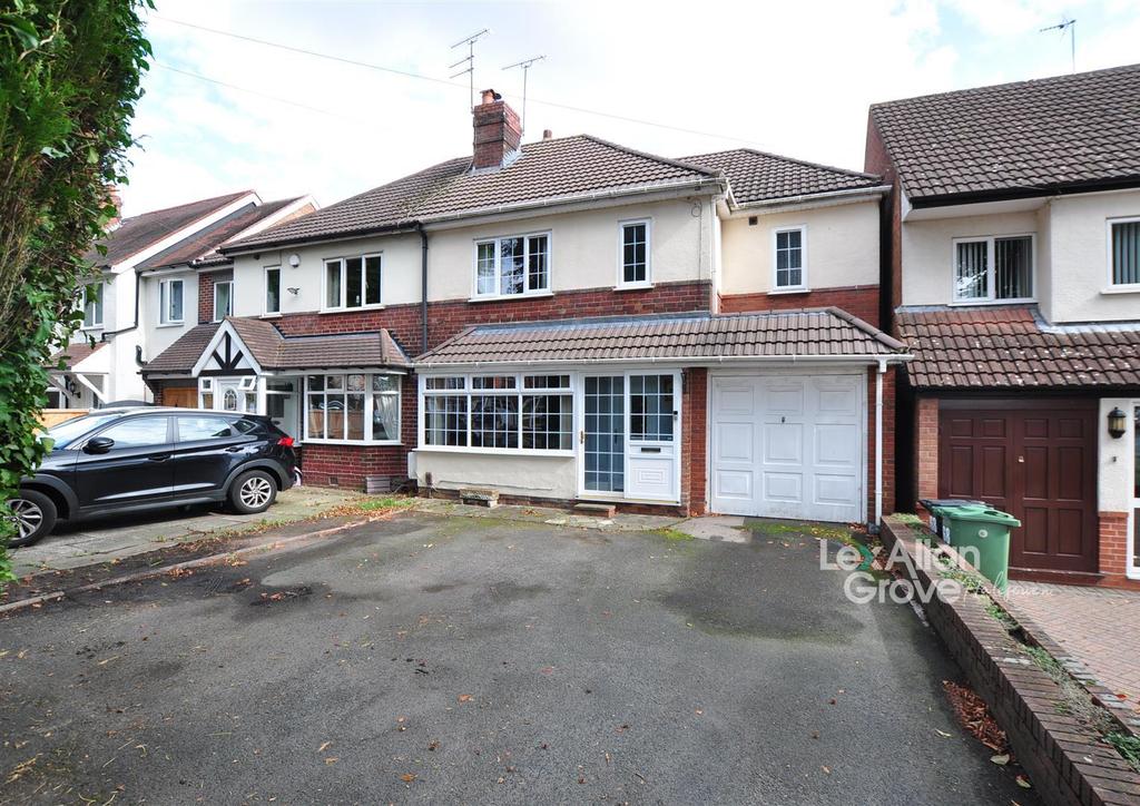 Spies Lane, Halesowen 4 bed semidetached house £425,000