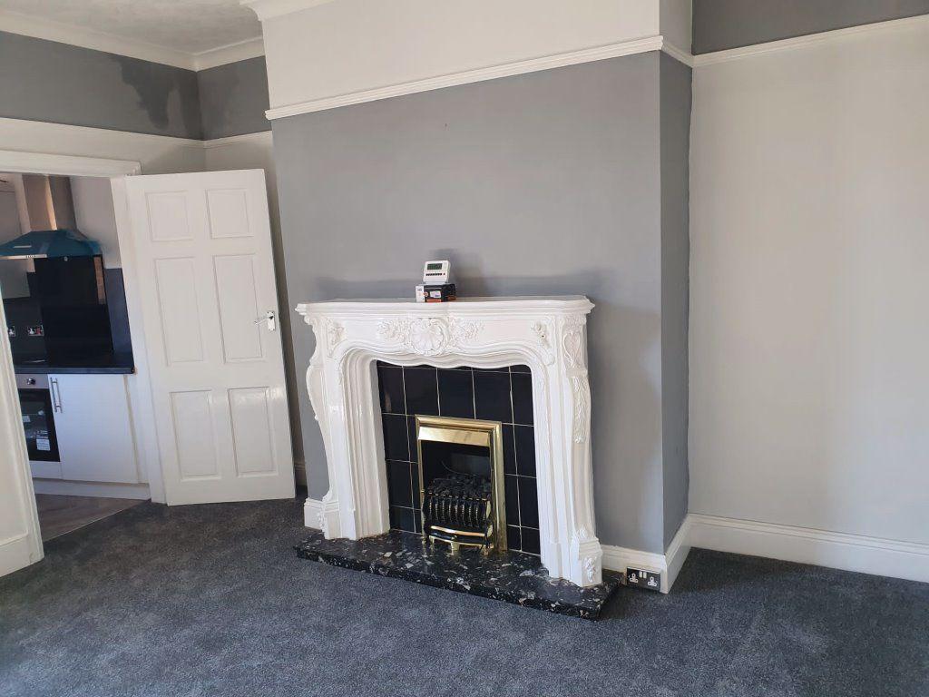 Broughton Road, South Shields 3 bed flat £550 pcm (£127 pw)