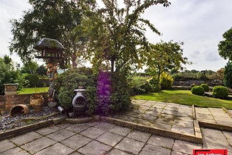 75 Crosshall Brow, Westhead, Ormskirk, L40 6JE