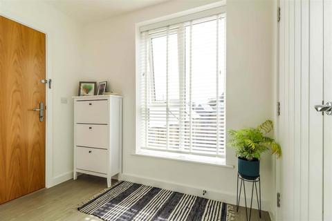 22 Barnfield Way, Newhall, Harlow, CM17 9TN