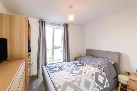 22 Barnfield Way, Newhall, Harlow, CM17 9TN