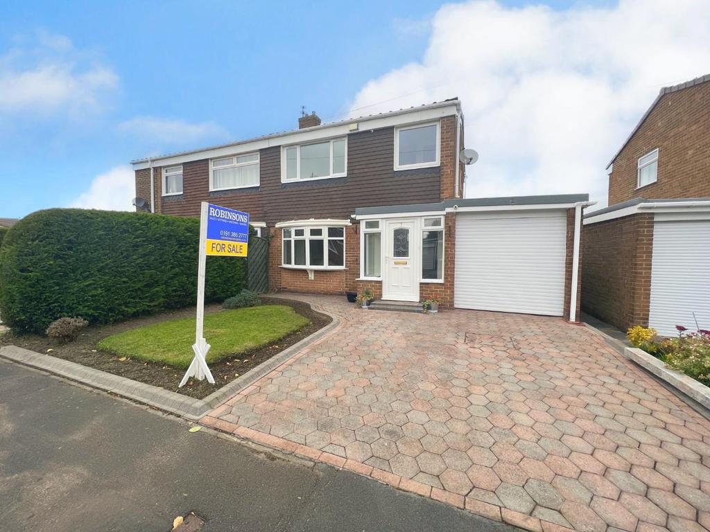 Grassdale, Belmont, Durham 3 bed semidetached house £189,950