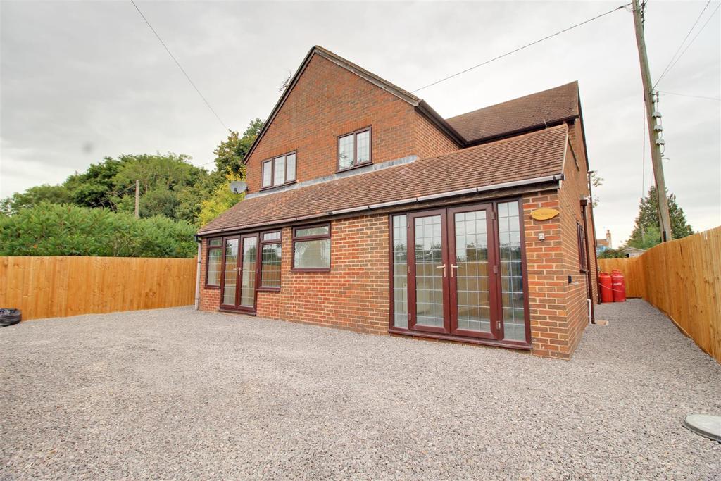 Four Oaks, Newent 4 bed detached house £325,000