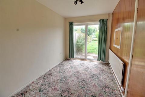 3 Elm Grove, Huntley, Gloucester, GL19 3SB