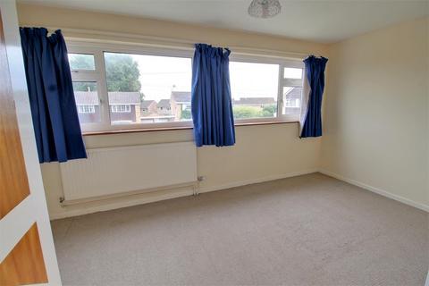 3 Elm Grove, Huntley, Gloucester, GL19 3SB