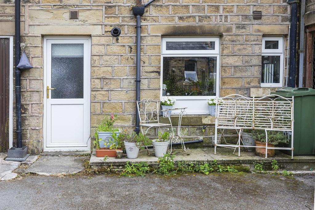 Granny flat entrance.jpg