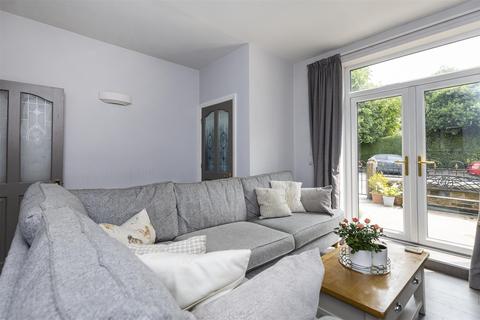 4 Sunny Lea, Marsden, Huddersfield, HD7 6EW