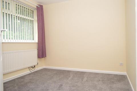 33 Dovecote Lane, Lees, Oldham, OL4 4SN