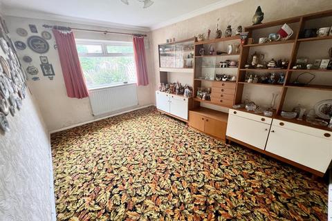 2 bedroom semi-detached bungalow for sale, Shakespeare Drive, Shirley, Solihull