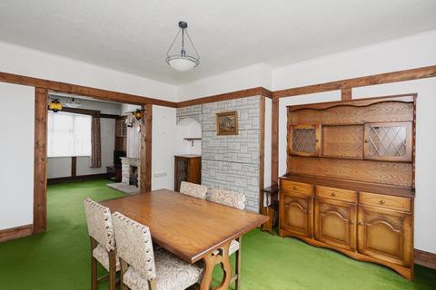 97 Thorndon Gardens, Epsom, KT19 0QD
