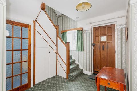 97 Thorndon Gardens, Epsom, KT19 0QD
