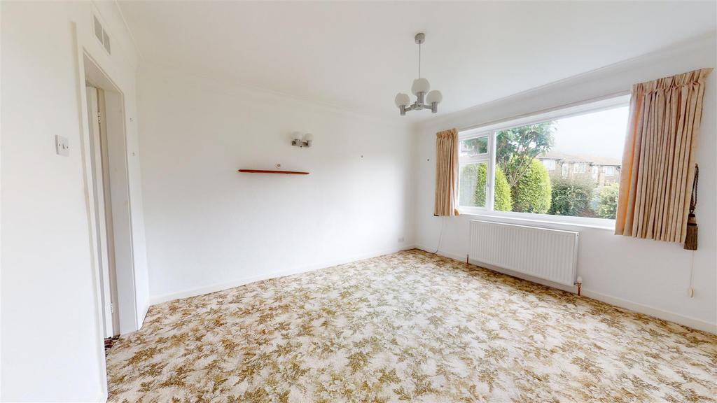 St. Matthews Drive, Northowram, Halifax 3 bed semidetached house for