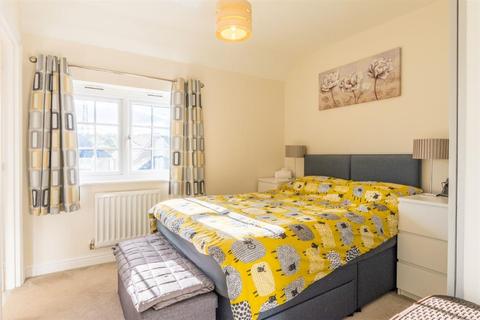 3 Bletchley Fold, Horsforth, Leeds, LS18 4FY