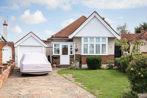 39 The Drive, Epsom, KT19 0AR