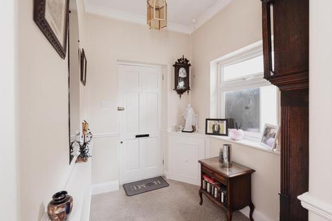 39 The Drive, Epsom, KT19 0AR