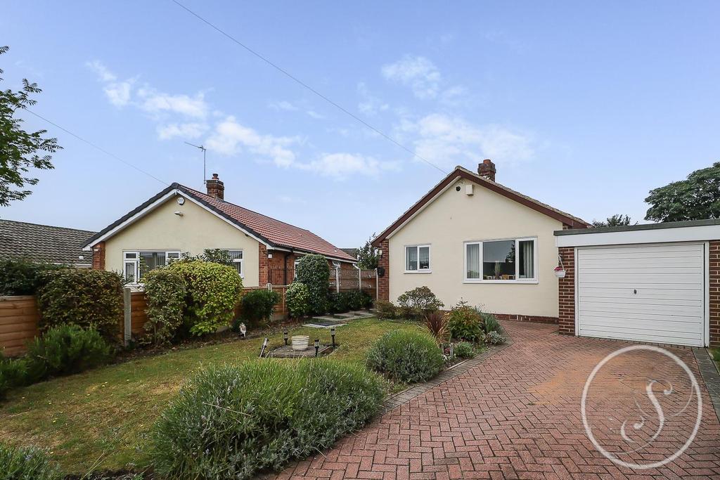 Templegate Crescent, Leeds 3 bed detached bungalow £375,000