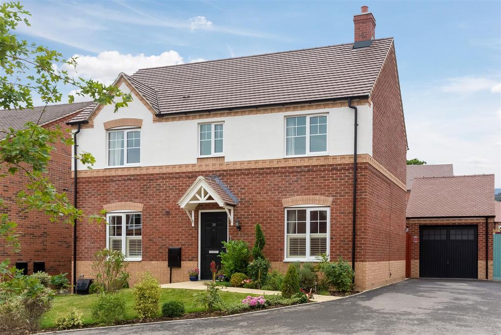 Bradley Drive, ShipstonOnStour, Warwickshire 3 bed detached house for