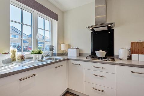 7 Bletchley Way, Horsforth, Leeds, LS18 4FZ
