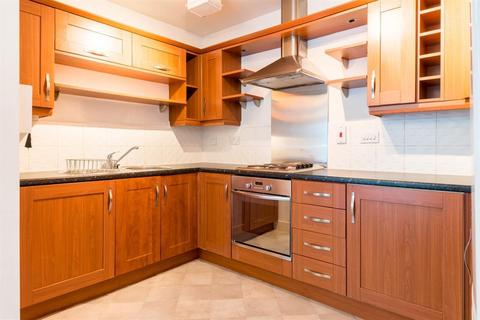24 Brodwell Grange, Leeds, LS18 4AU