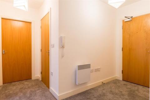 24 Brodwell Grange, Leeds, LS18 4AU