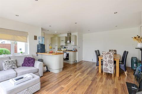 36 Gordon Road, Windsor, SL4 3RH