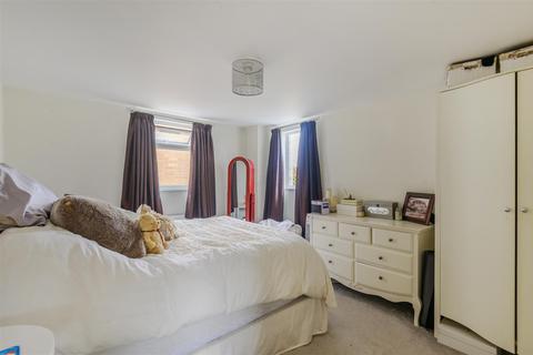 36 Gordon Road, Windsor, SL4 3RH