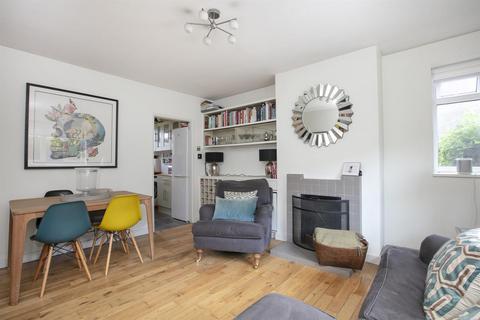 33 Stuart Road, London, SE15 3BE
